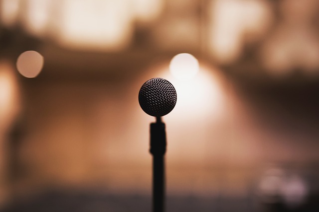 Guide ultime de l&rsquo;équipement nécessaire pour créer des vidéos ASMR de qualité