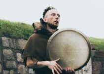 L’histoire et la culture autour du tongue drum : un voyage à travers le monde